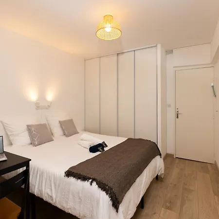 Le Corbieres 5eme Etage 4 Avec Clim 나르본